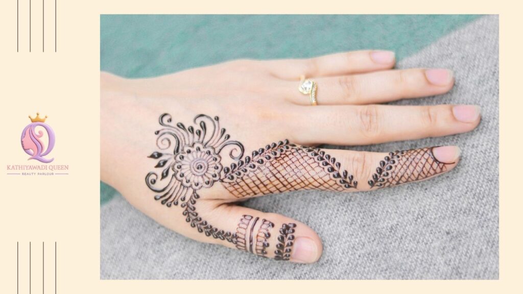 Minimal wrist mehndi design resembling a bracelet style